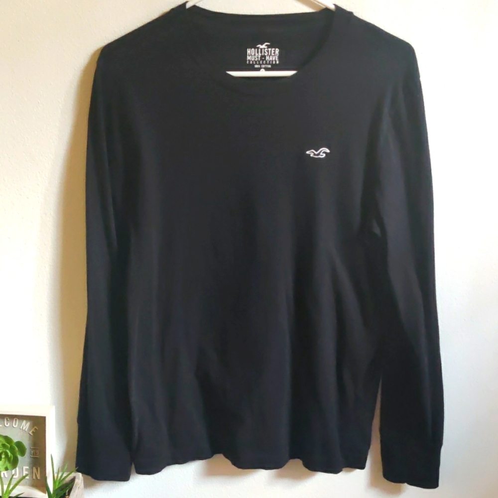 Hollister Full Sleeve Tee!